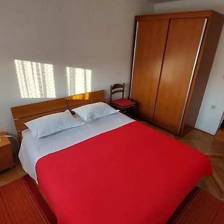 Mara Apartmán Kukljica