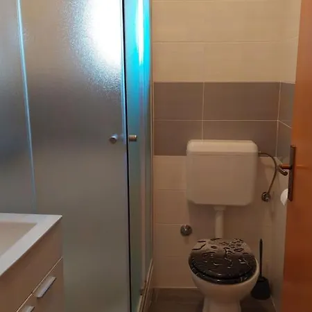 Mara * Kukljica